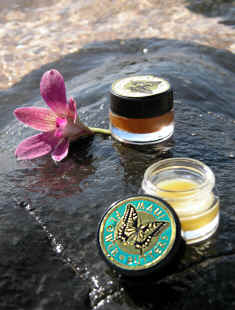 Natural perfumes from Hawaii - Maui Flower Butters - Maui perfumes Hawaii perfumes Hawaiian perfumes